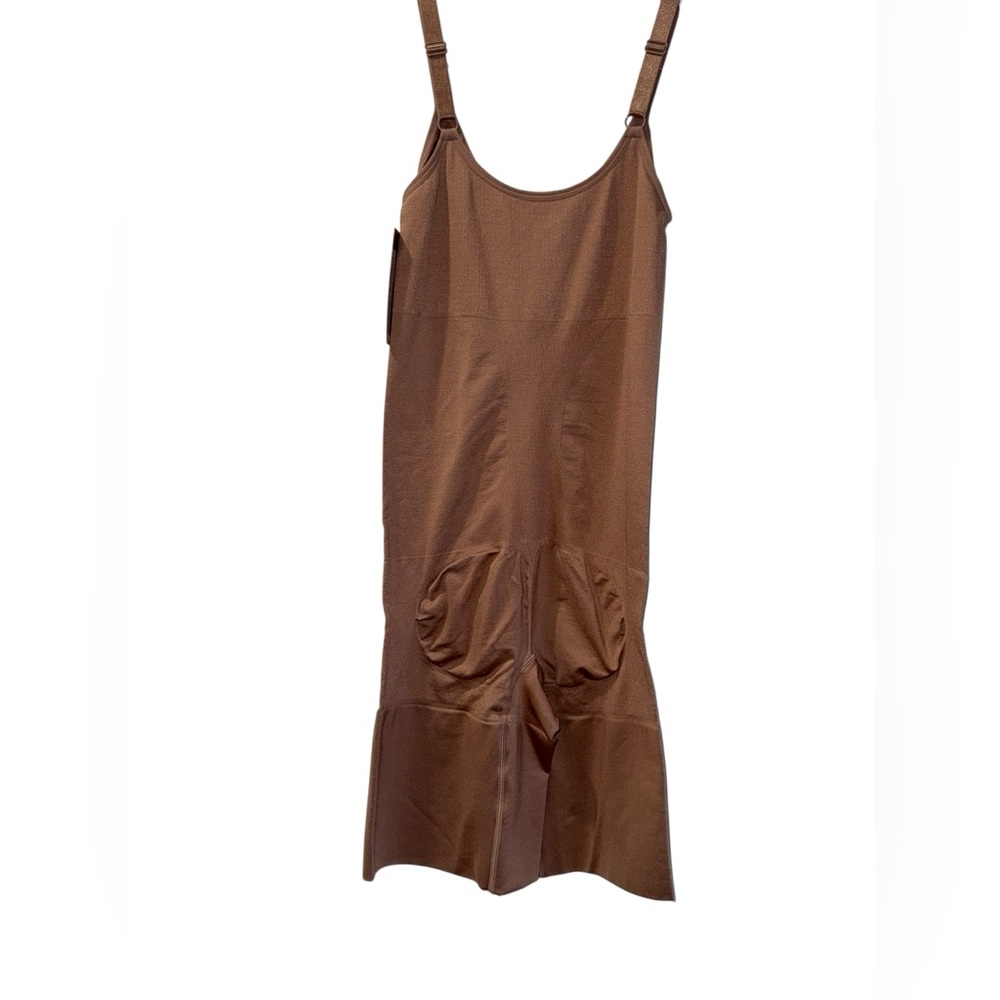UC Under Control Taupe Shaping Bodysuit Thigh Slimmer Adjustable Straps S/M NWT - Picture 4 of 5
